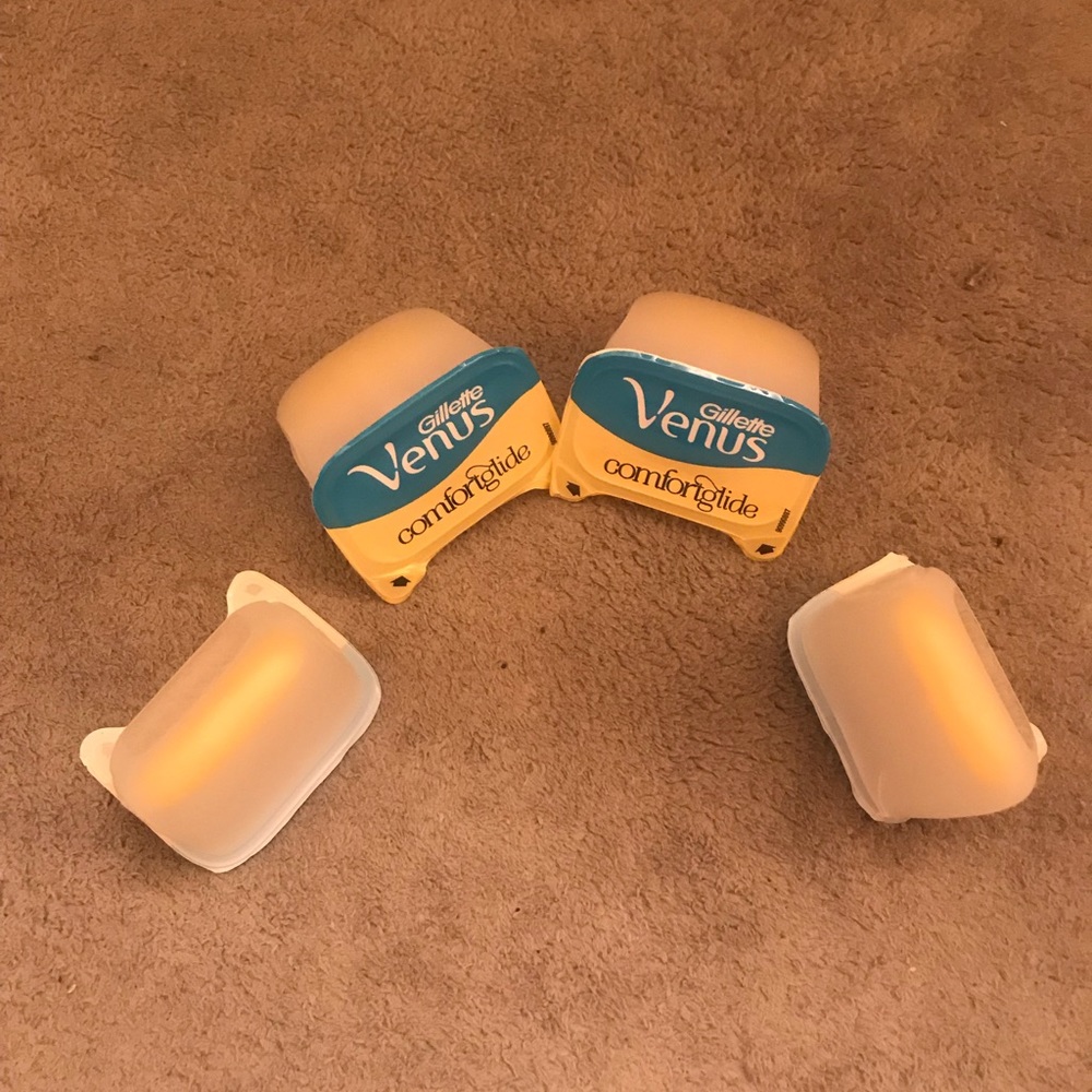 Venus Comfort Glide replacement heads